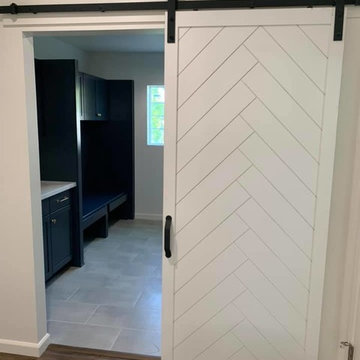 Custom Laundry & Mud Room