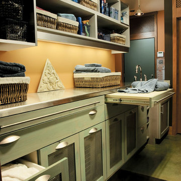 Custom Laundry