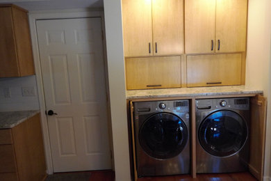 Laundry room photo in Other