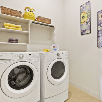 Dallas, Texas | Highpoint Hill - Premier Juniper Laundry Room