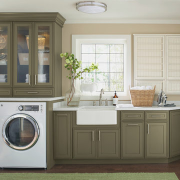 Decorá Cabinets: Transitional Laundry Room