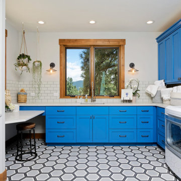 Evergreen Design and Decor