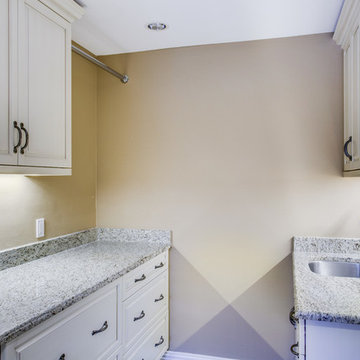 Farmers Branch | Woodhaven | Laundry Room
