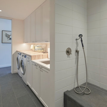 Farmhouse Laundry Room