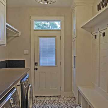 Farmhouse Laundry Room