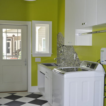 Fun & Playful Dog Bath and Laundry Room