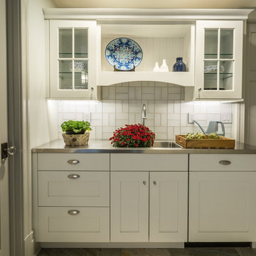 Gardner's Retreat Kitchen, Baths, Laundry & Studio