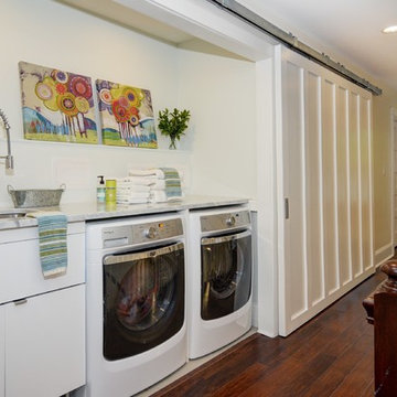 Hallway Laundry Space