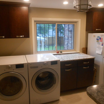 Harris Kitchen & Laundry Room