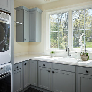 Holloway | Mid-Century Modern Farmhouse