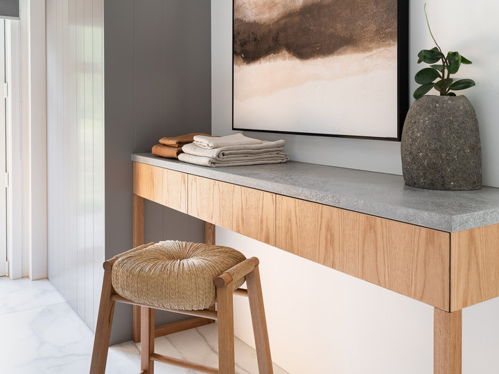 Laundry Room - Contemporary Laundry Room