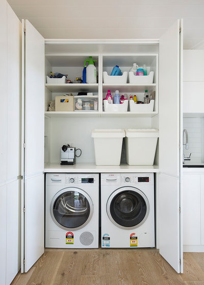 Contemporary Laundry Room by Lakeside Joinery