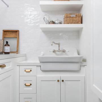 Knoll - Farmhouse Laundry Room