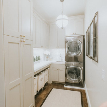 La Belle Maison Laundry Room