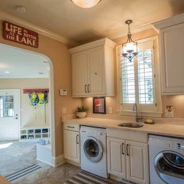 Lakehouse Retreat Laundry Room