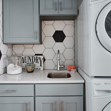 Laundry alcove