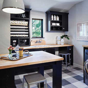 Laundry & Craft Room