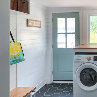 75 Beautiful Utility Room with Tonge and Groove Splashback Ideas ...