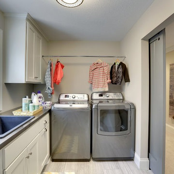 Laundry Room – Discover Crossing Model