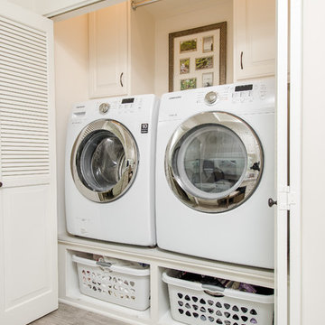 Laundry Room - Doors Open