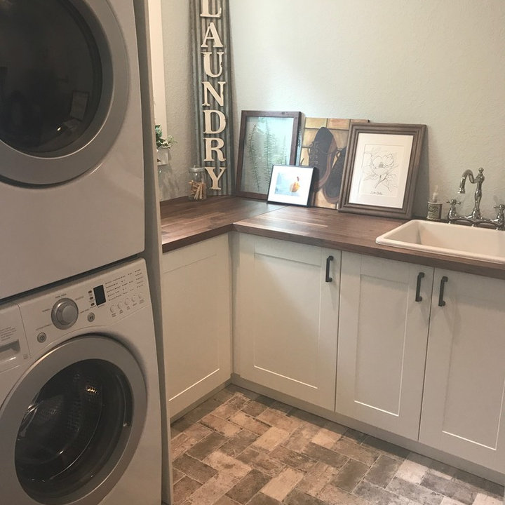 75 Beautiful Small Lshaped Laundry Room Ideas & Designs January 2023