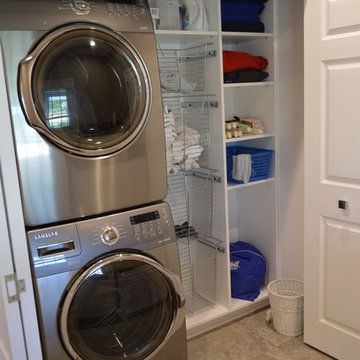 Laundry Room/Mudroom off Kitchen