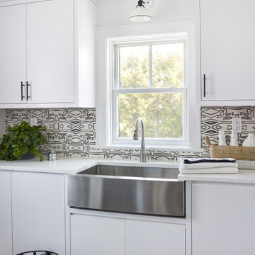 Laundry room reno