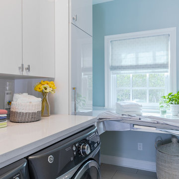 Light & Bright Laundry Room