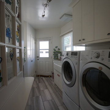 Looking into Laundry/Pet Area