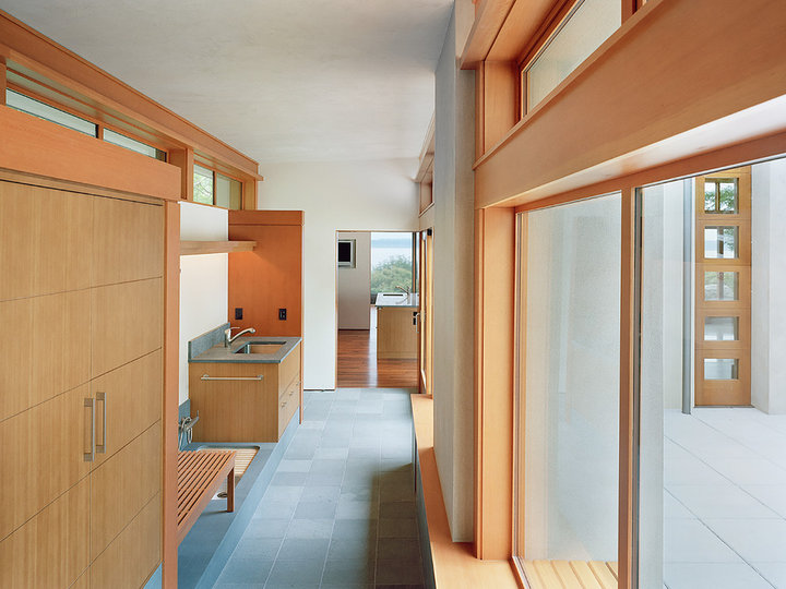 Contemporary Laundry Room - Multiuse