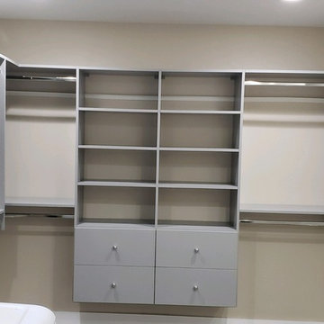 Master closet with washer & dryer