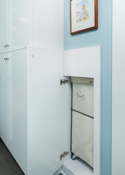 Midcentury Laundry Room by Chapman Design Group, Inc.