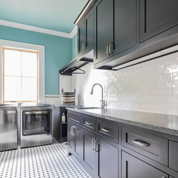 Modern Farmhouse Bellaire Showcase