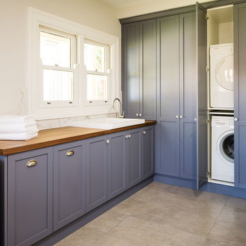 Mont Albert - Hampton style Overlay cabinets