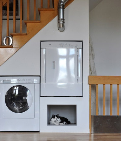 Eclectic Utility Room by John Hannah Architectural Design & Rendering