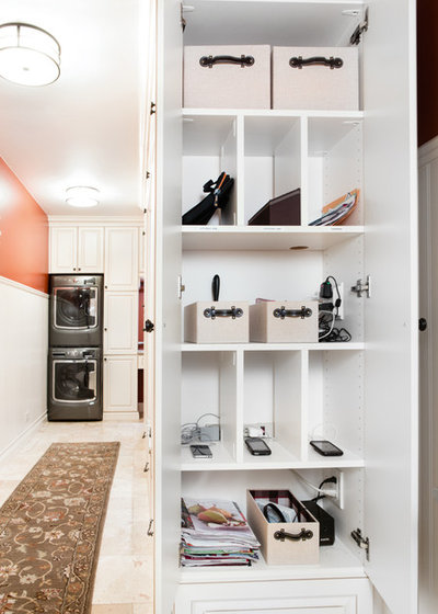 Traditional Service Yard by Closet Organizing Systems