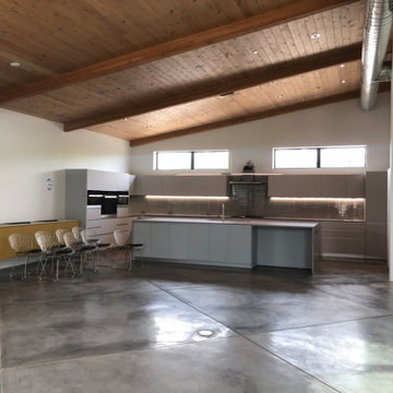 New Build at the Barrio