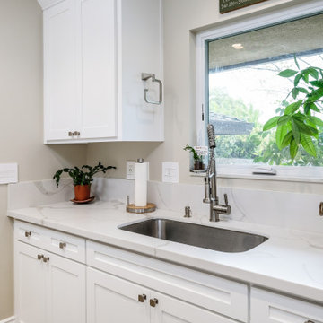 Open Traditional Kitchen