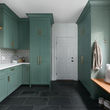 Ravine laundry/mudroom