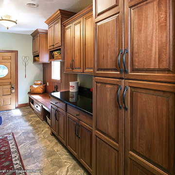Showplace Cabinets - Laundry Room