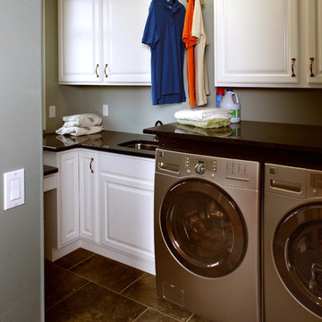 Showplace Cabinets - Laundry