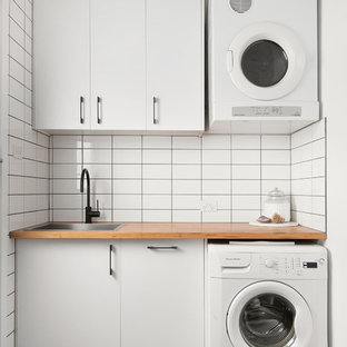 75 Beautiful Laundry Room with Wood Benchtops Pictures & Ideas ...