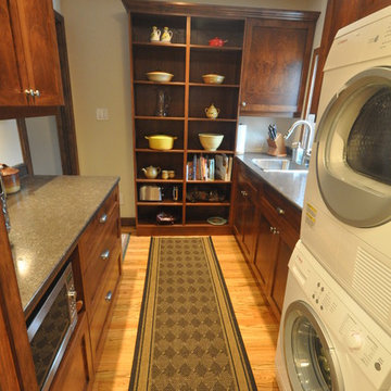 Traditional Laundry Room