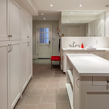 Traditional Laundry Room
