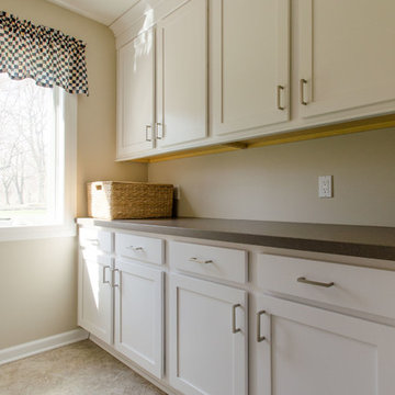 Transitional Home, with a Modern Kitchen & Modern Bath