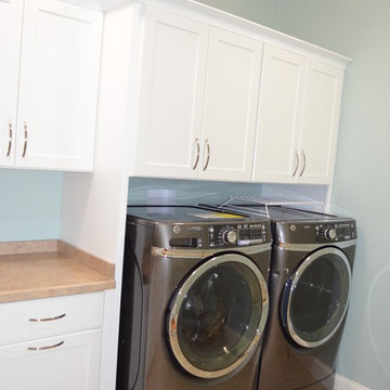 Transitional New Constrn. Laundry Room w/Travertine Laminate Countertop