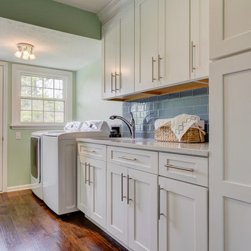 Upper Arlington Tranquil Kitchen and Laundry Space