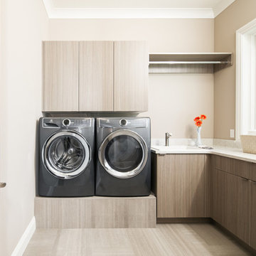 Upscale Transitional