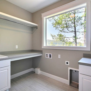 Upstairs Laundry Room - The Deerhaven in Camas, Wa