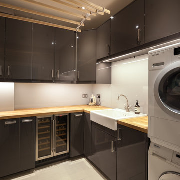 Utility Laundry Room in Manchuria Road in SW11, Clapham, London